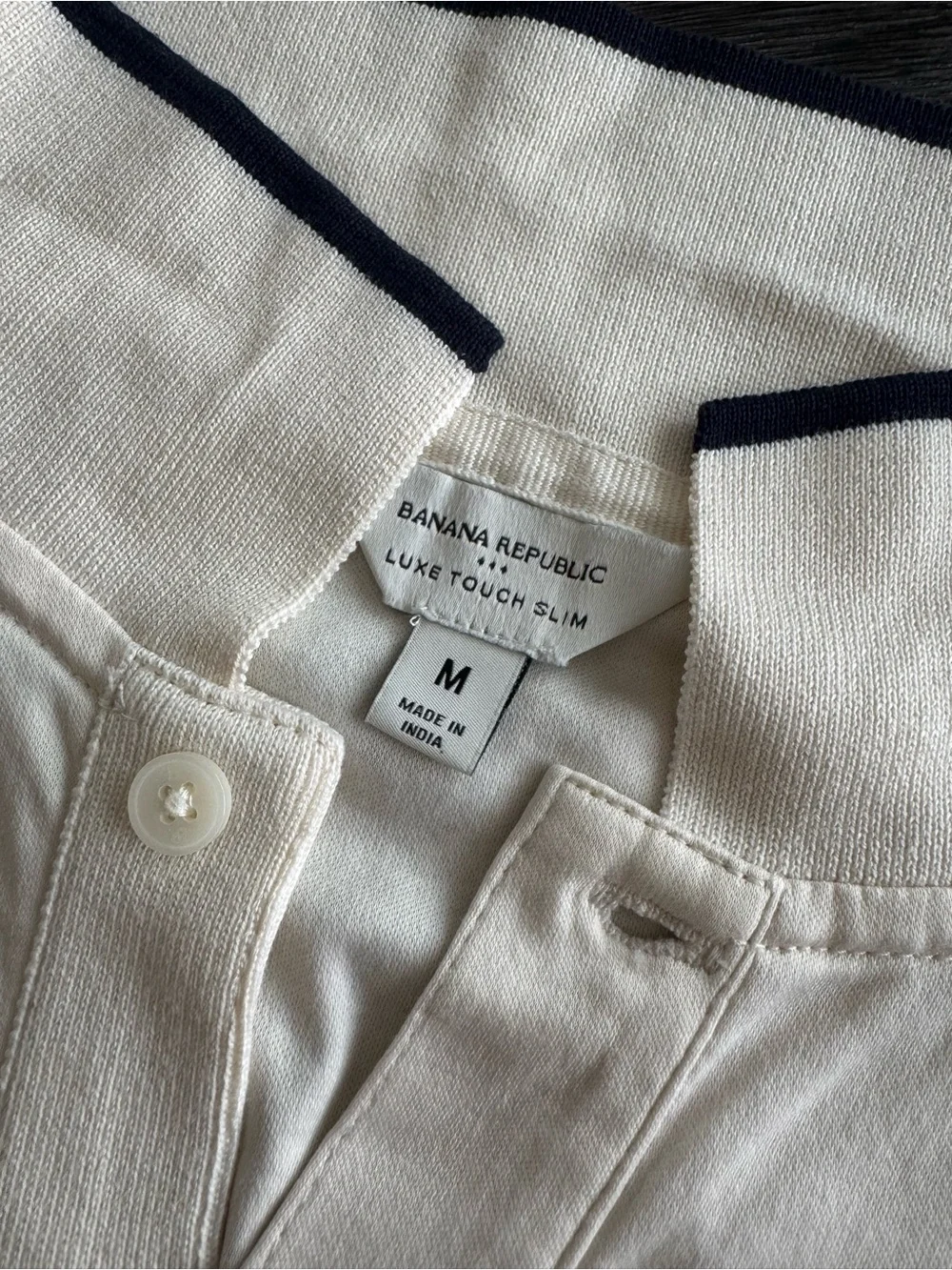 Banana Republic Men's Cream Polo Shirt with Contrast Collar